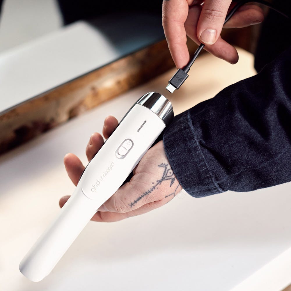 ghd Unplugged Bundle weiß