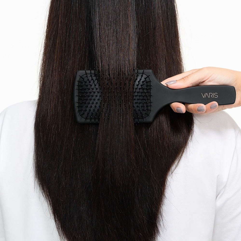 VARIS Paddle Brush
