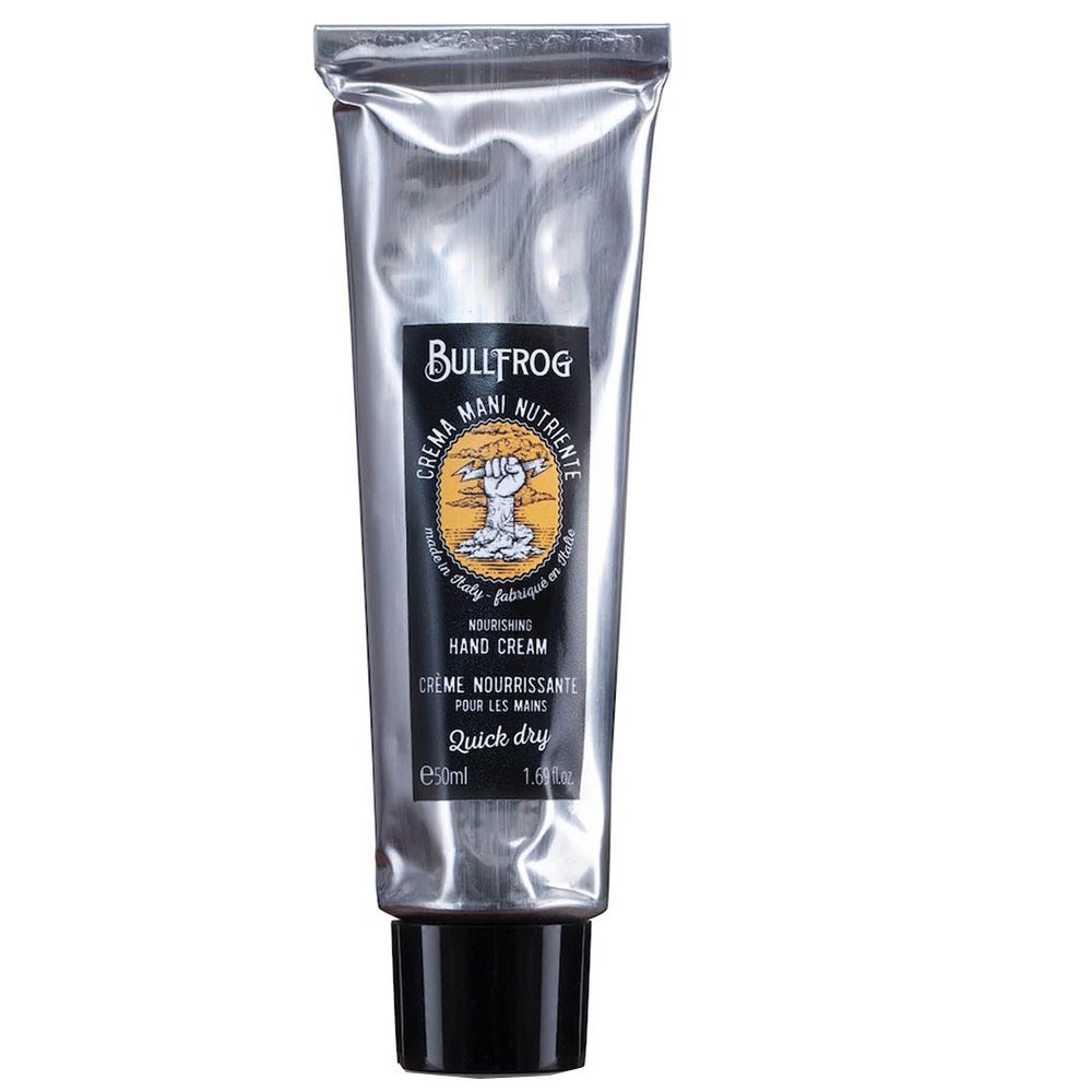 Über Bulldog  ​Alle Bulldog Produkte wurden von Grund auf mit dem Fokus auf die männliche Haut konzipiert und mit erstaunlich natürlichen Inhaltsstoffen angereichert. Die Produkte wurden entwickelt, um einfach und effektiv zu arbeiten, ausgerichtet auf di