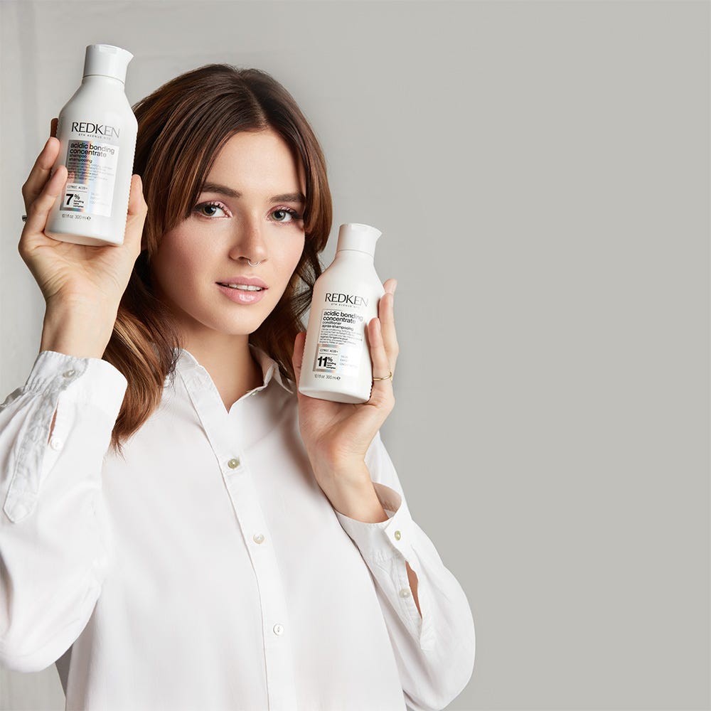 Redken Acidic Bonding Concentrate Routine mit One Unite Bundle