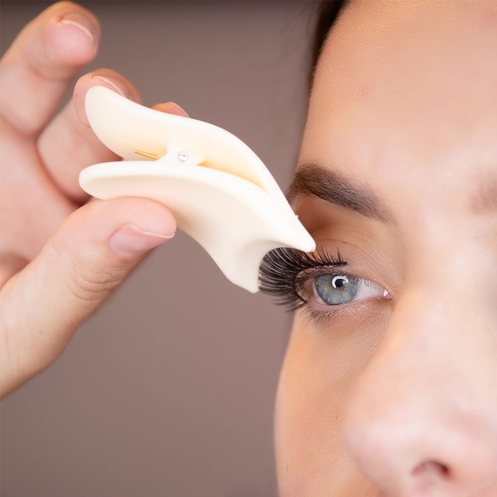 Niclay Lash Clip