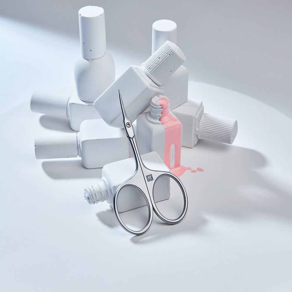 Zwilling Premium Nagelhautschere mit Turmspitze