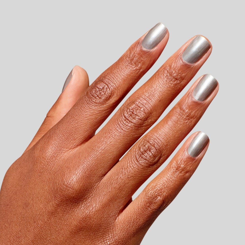 12131534-Farbe-A Silver of a Sec