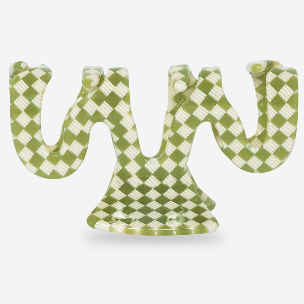 12134902-Farbe-Basil